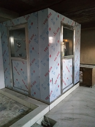 國內風淋室(多人風淋門)借助環保產業大力發展