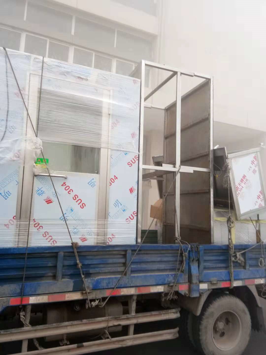 風淋室噴嘴出風口有什么要求？